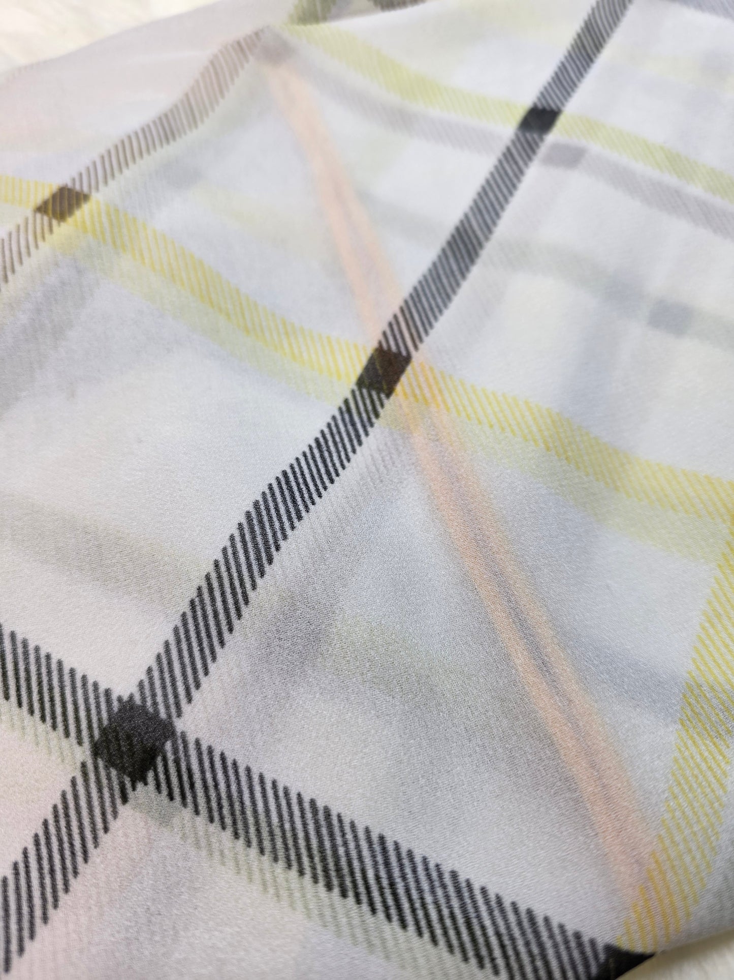 Foulard en Mousseline de soie d'Italie Modèle BT