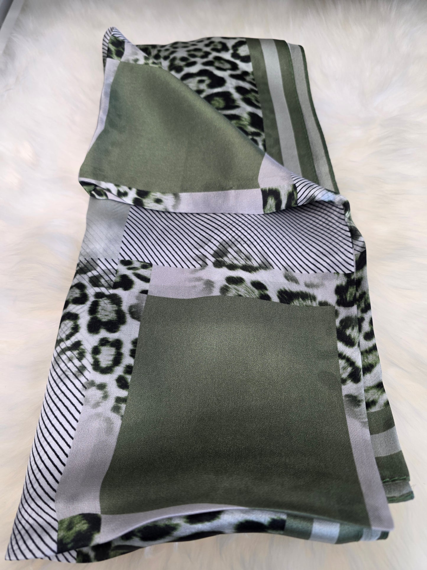 Foulard Soie Premium – Rectangle 170 x 60 cm Gris Vert olive