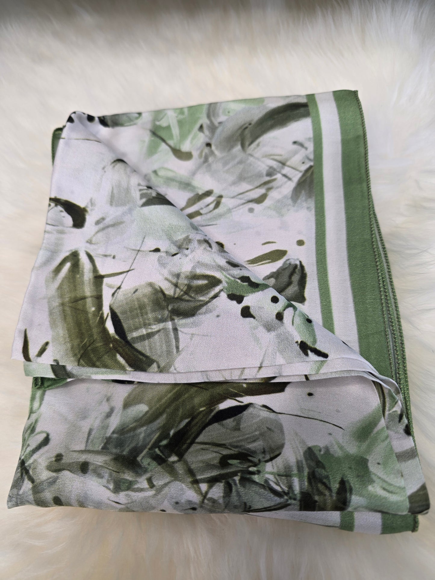 Foulard en Fibre de Soie imprimé 170×60 cm A03