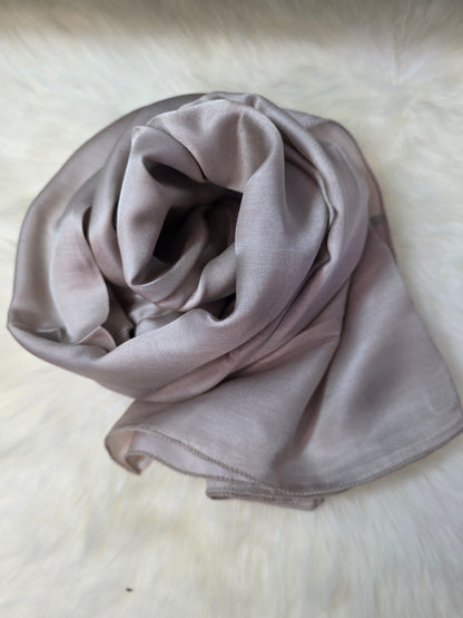 Foulard en Fibre de Soie Uni 170×60 cm couleur Taupe