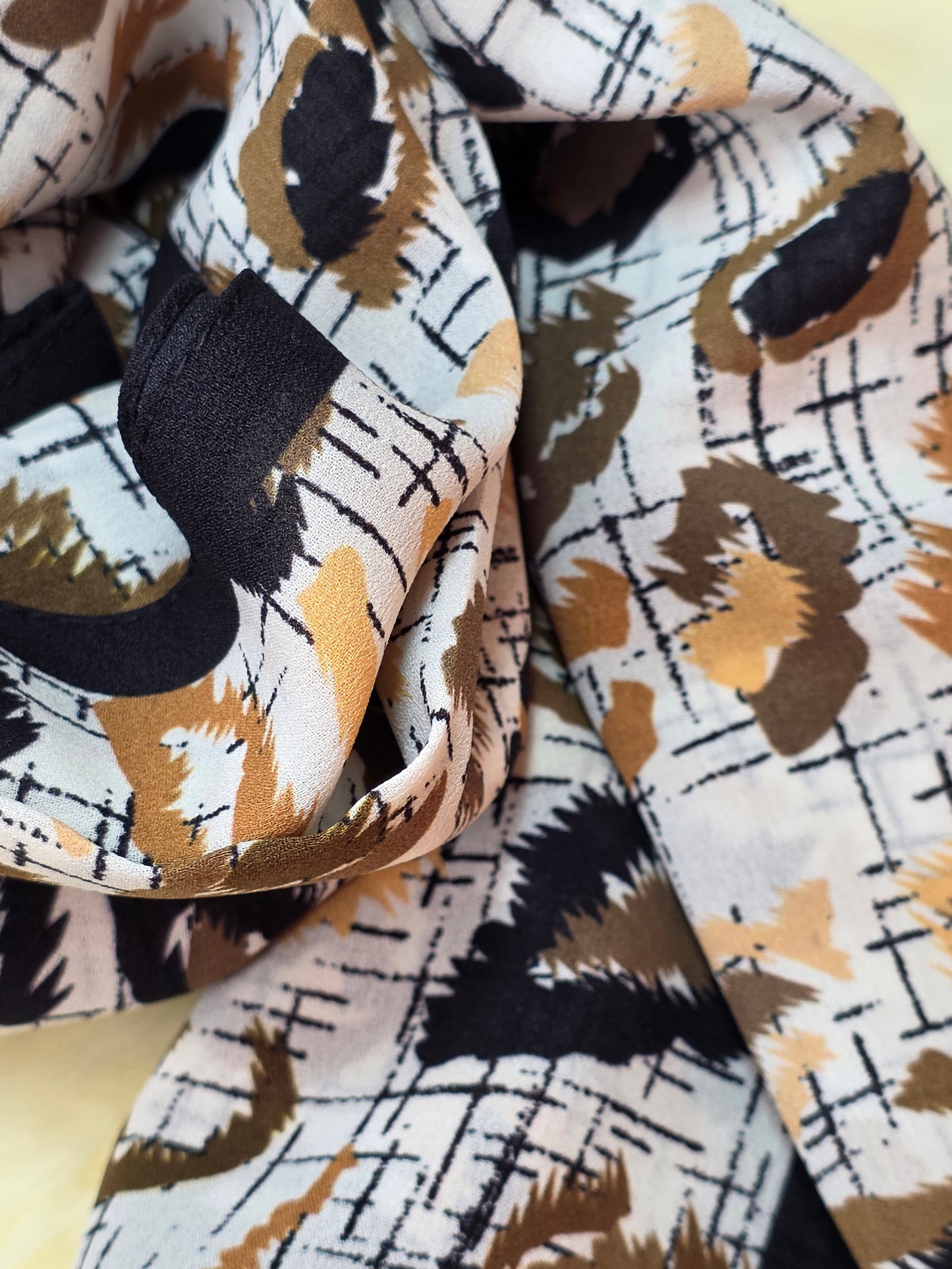 Foulard en Crêpe d'Italie 170×60 cm Modèle NB