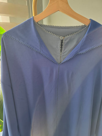 Jellaba bleu deux pièces simple en crêpe