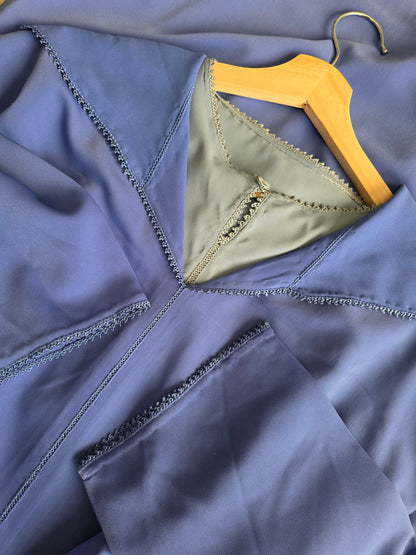 Jellaba bleu deux pièces simple en crêpe