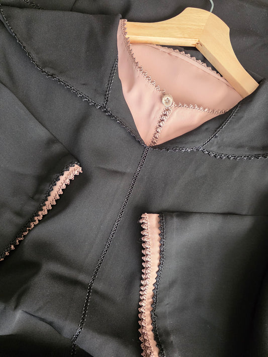 Jellaba deux pièces simple en crêpe Noir & Beige nude