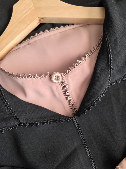 Jellaba deux pièces simple en crêpe Noir & Beige nude